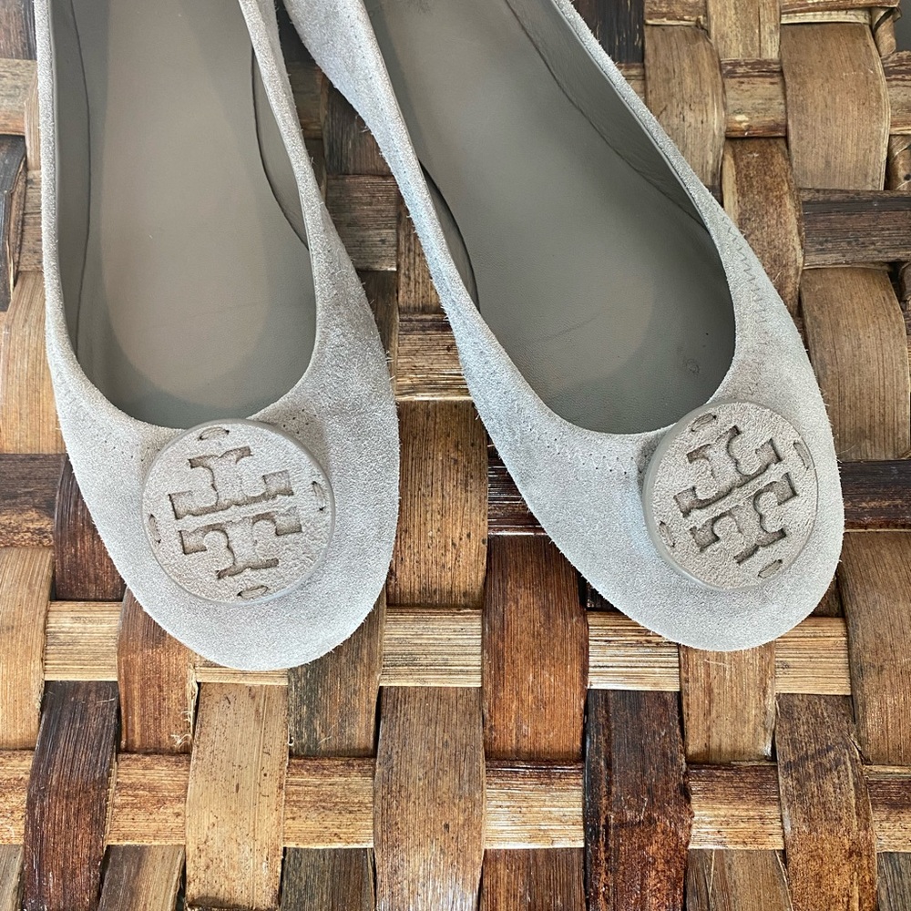Grey Suede Tory Burch Minnie Ballet Flats 🤩